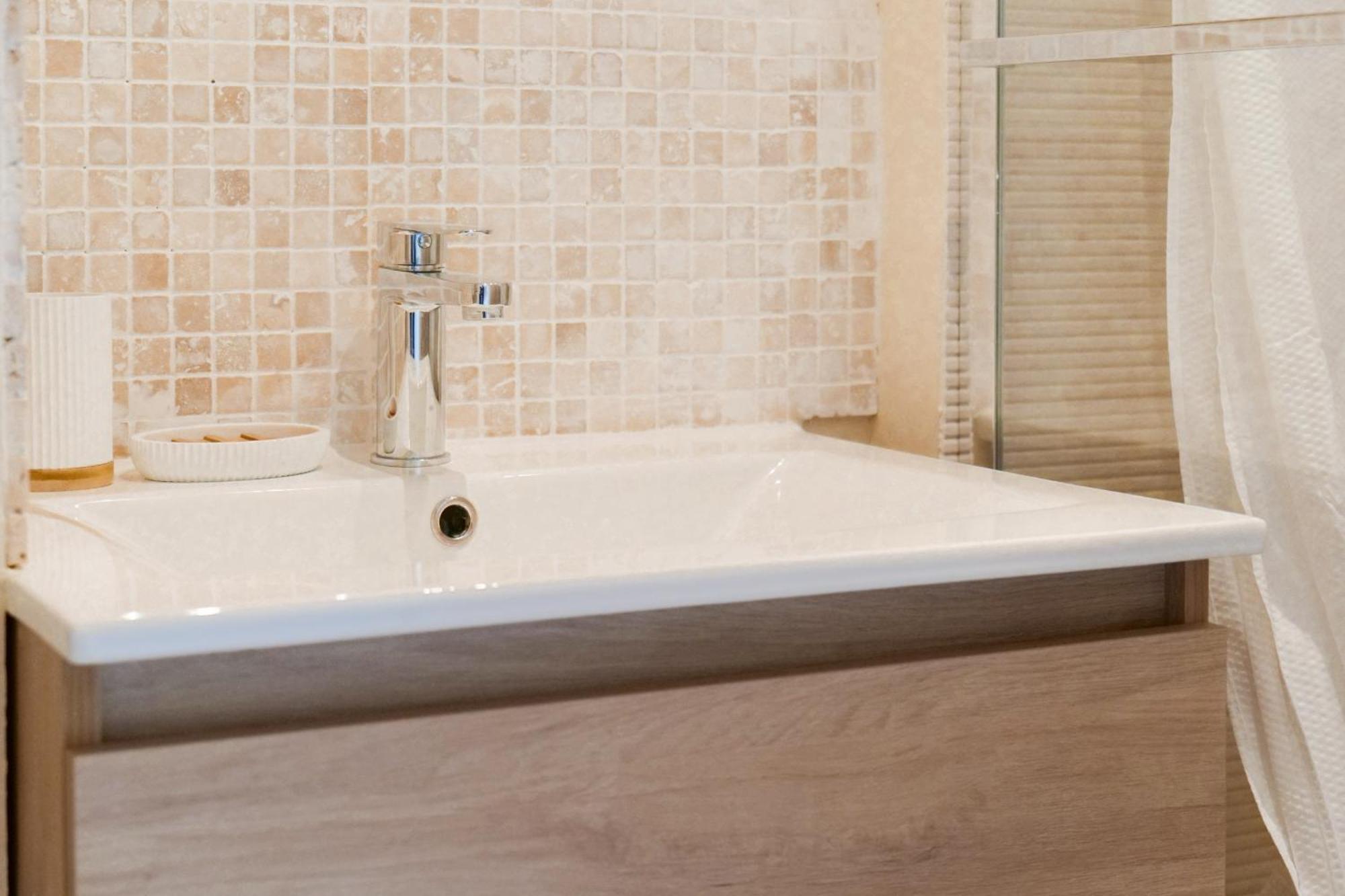 Appartement Renove Avec Gout Et Idealement Situe A Deux Pas Du Remblai Les Sables-d'Olonne Luaran gambar